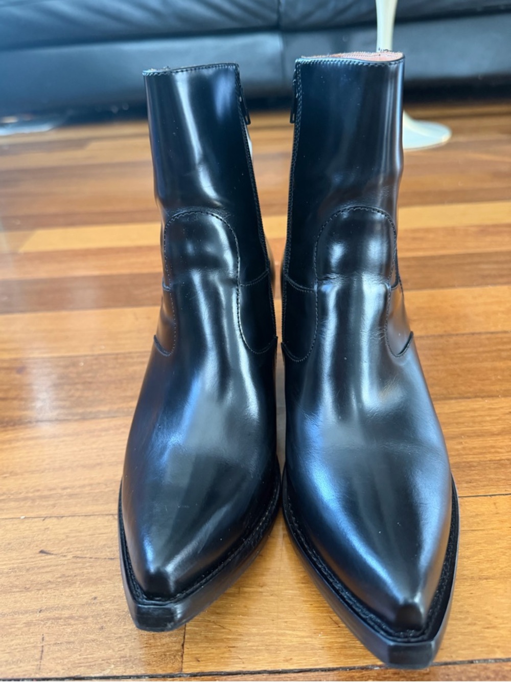 Vetements Demna Gvasalia Black Pointed Leather Ankle Boots Sz 7 AS NEW CONDITION
